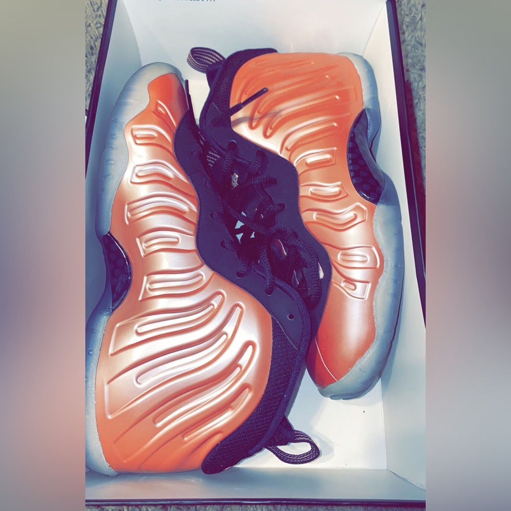 Nike foams